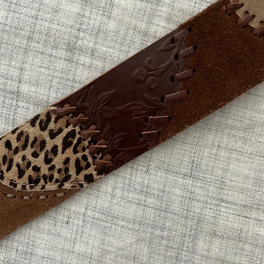 Vintage Y2K Fossil suede and leather patch belt with animal print